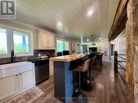 2266 Foxmead Road Oro-medonte ON L0K 1E0