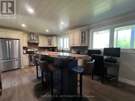 2266 Foxmead Road Oro-medonte ON L0K 1E0