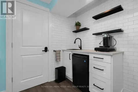 2 Foley Crescent Collingwood ON L9Y 3B7