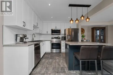 2 Foley Crescent Collingwood ON L9Y 3B7