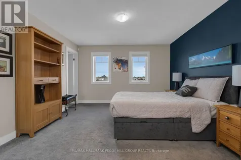 2 Foley Crescent Collingwood ON L9Y 3B7