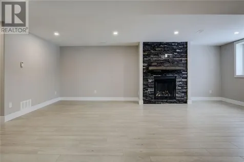 837 Moonrock Avenue Sudbury ON P3E 5Z5