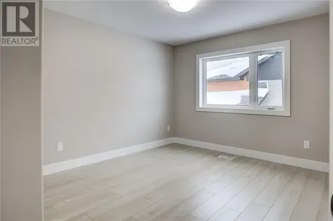 837 Moonrock Avenue Sudbury ON P3E 5Z5