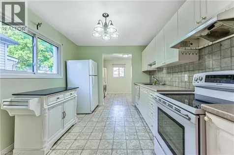 44 East 32nd Street Hamilton ON L8V 3R6