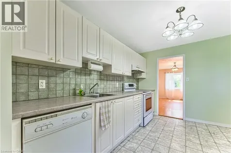 44 East 32nd Street Hamilton ON L8V 3R6