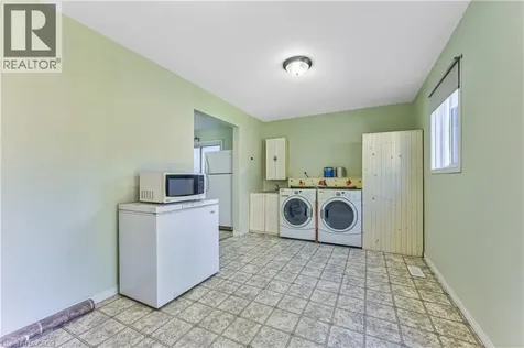 44 East 32nd Street Hamilton ON L8V 3R6