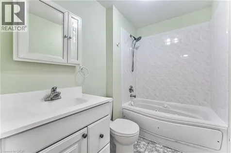 44 East 32nd Street Hamilton ON L8V 3R6