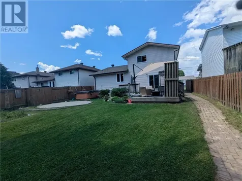 1505 Gauthier Street Val Therese ON P3P 1S7