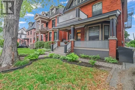 44 Mcleod Street Ottawa ON K2P 0Z5