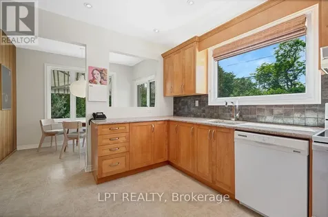 1772 Dunkirk Crescent Ottawa ON K1H 5T4