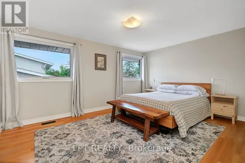 1772 Dunkirk Crescent Ottawa ON K1H 5T4