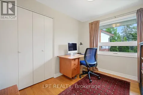 1772 Dunkirk Crescent Ottawa ON K1H 5T4
