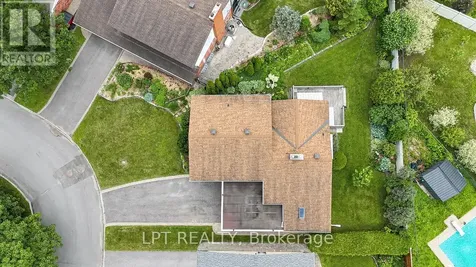 1772 Dunkirk Crescent Ottawa ON K1H 5T4