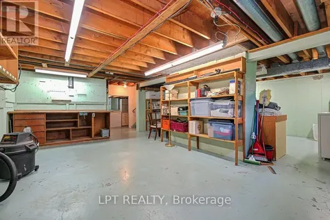 1772 Dunkirk Crescent Ottawa ON K1H 5T4