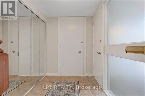 1772 Dunkirk Crescent Ottawa ON K1H 5T4
