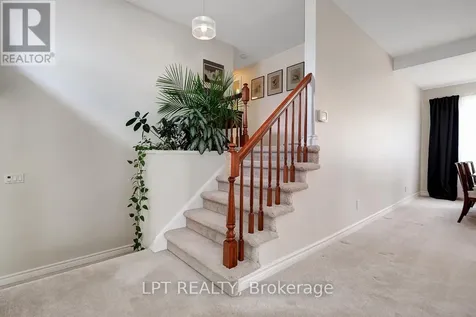 1772 Dunkirk Crescent Ottawa ON K1H 5T4