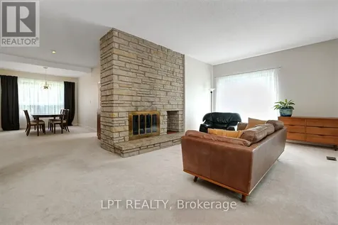 1772 Dunkirk Crescent Ottawa ON K1H 5T4
