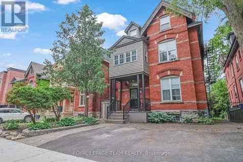 548 Maclaren Street Ottawa ON K1R 5K7