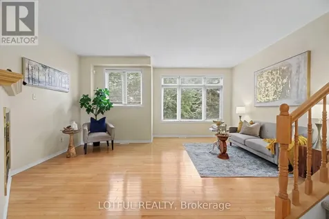 68 Metropole Private Ottawa ON K1Z 1G1