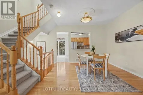 68 Metropole Private Ottawa ON K1Z 1G1