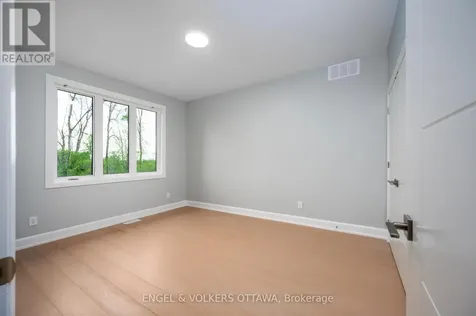 424 Ginger Crescent Ottawa ON K0A 2P0