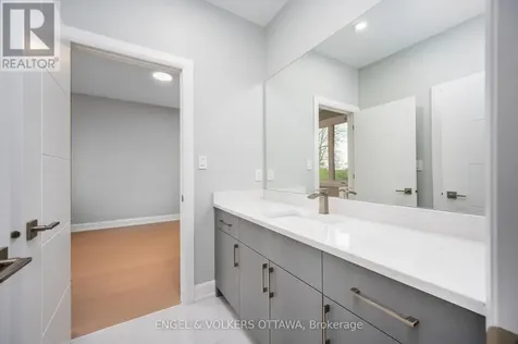 424 Ginger Crescent Ottawa ON K0A 2P0