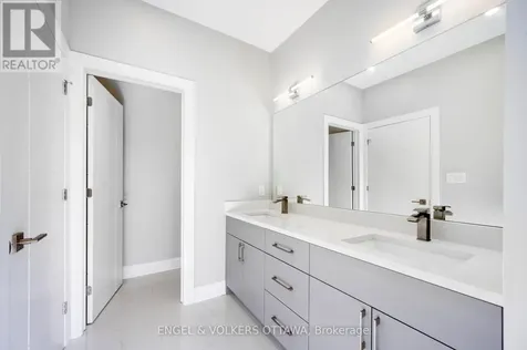 424 Ginger Crescent Ottawa ON K0A 2P0