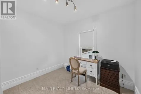 25 Locust Street St. Thomas ON N5R 2C2
