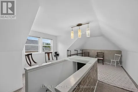 25 Locust Street St. Thomas ON N5R 2C2