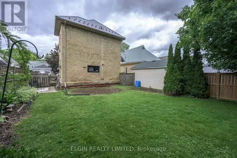 25 Locust Street St. Thomas ON N5R 2C2