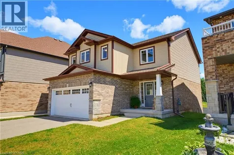 47 Newcastle Court Kitchener ON N2R 0G7