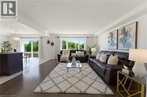 47 Newcastle Court Kitchener ON N2R 0G7