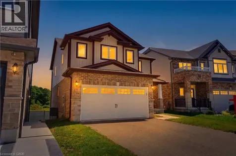 47 Newcastle Court Kitchener ON N2R 0G7