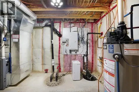920 Erie Avenue West Kingsville ON N9Y 3E2