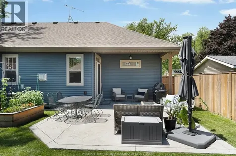 920 Erie Avenue West Kingsville ON N9Y 3E2