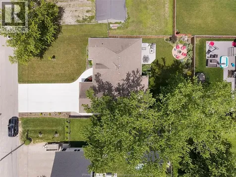 920 Erie Avenue West Kingsville ON N9Y 3E2