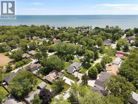 920 Erie Avenue West Kingsville ON N9Y 3E2