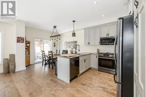 18 Bassett Street Collingwood ON L9Y 3B7