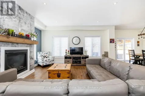 18 Bassett Street Collingwood ON L9Y 3B7