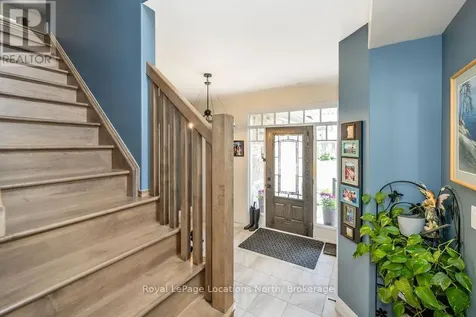 18 Bassett Street Collingwood ON L9Y 3B7