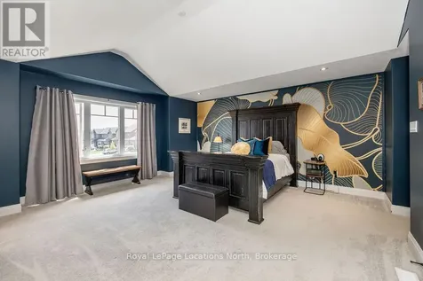18 Bassett Street Collingwood ON L9Y 3B7