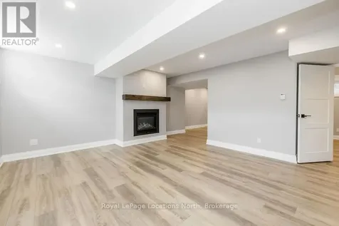 18 Bassett Street Collingwood ON L9Y 3B7