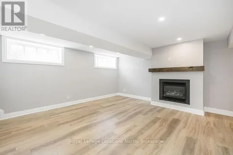 18 Bassett Street Collingwood ON L9Y 3B7