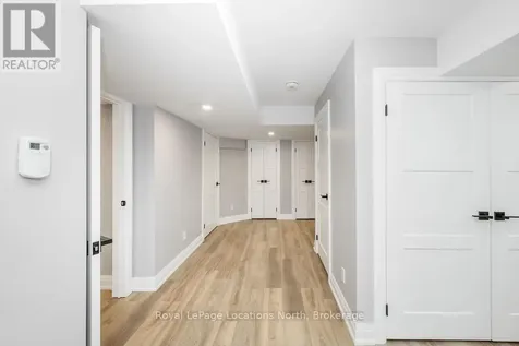 18 Bassett Street Collingwood ON L9Y 3B7