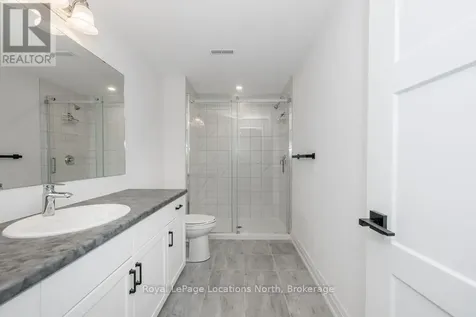 18 Bassett Street Collingwood ON L9Y 3B7