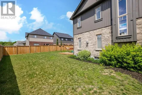 18 Bassett Street Collingwood ON L9Y 3B7