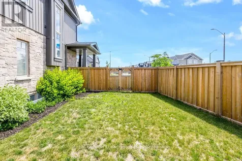 18 Bassett Street Collingwood ON L9Y 3B7