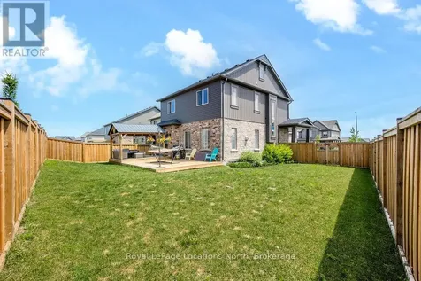 18 Bassett Street Collingwood ON L9Y 3B7