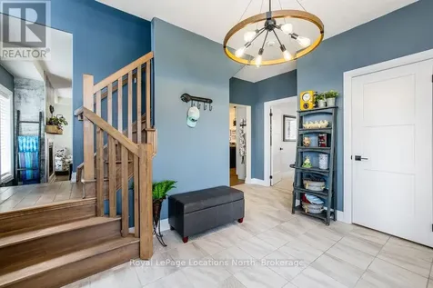 18 Bassett Street Collingwood ON L9Y 3B7
