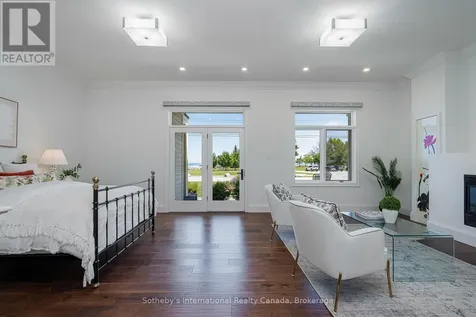 55 St Lawrence Street Collingwood ON L9Y 4Y3
